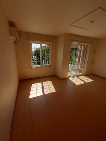 アレストスの居間・リビング