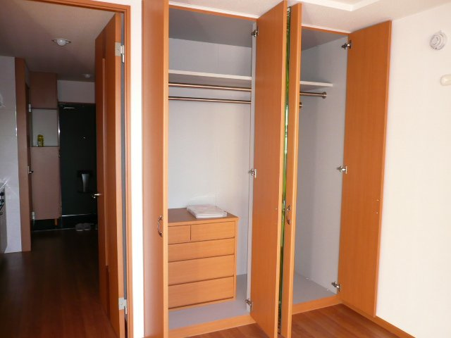 エスポアール南町の収納|クローゼット