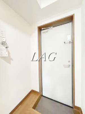 【玄関】 | マーレ梅島 | 玄関です。