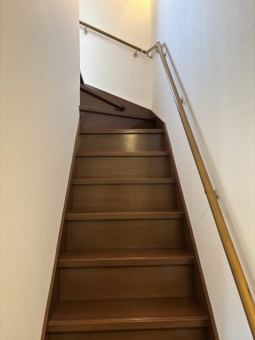新潟市西区五十嵐一の町　中古戸建の内装