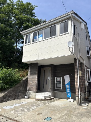 新潟市西区五十嵐一の町　中古戸建の外観