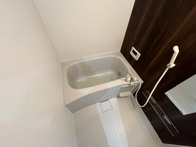 和田東戸建の浴室