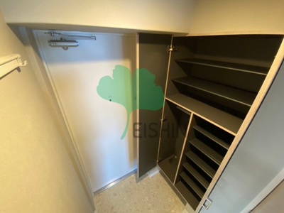 【玄関】 | フローラル筥松 | 下駄箱もしっかりついてます！