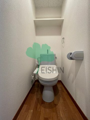 【トイレ】 | ロイヤル神屋 | 清潔感のあるトイレです。