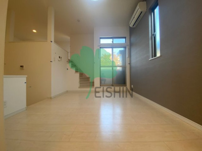 【居間・リビング】 | CB東比恵テルス(シービー東比恵テルス) | アレンジ自由自在の広々空間です！