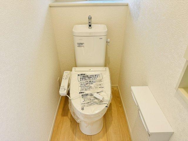 八王子市　元八王子町　新築一戸建て　４６期のトイレ|～暖房温水洗浄機能付きトイレ　冬場は特に嬉しい機能ですね～