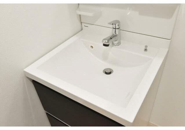 仮）ＱＵＩＥＴ　ＣＲＡＢ　ＨＯＵＳＥ　ｍｉｘ弘明寺の洗面所|★新築・同施工参考写真★