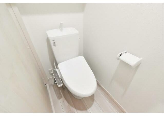 仮）ＱＵＩＥＴ　ＣＲＡＢ　ＨＯＵＳＥ　ｍｉｘ弘明寺のトイレ|★新築・同施工参考写真★