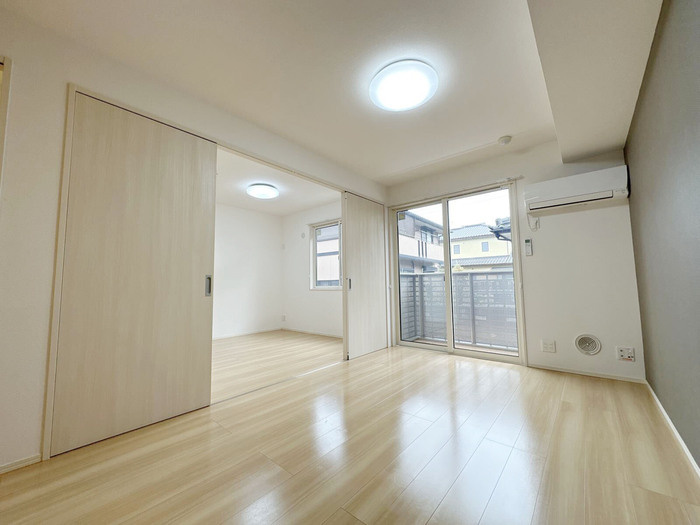 ルミエールカミの居間・リビング