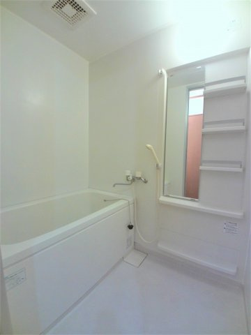 【浴室】 | アークヒルズ白山 | ※同物件別住戸の写真を参考に掲載しております。