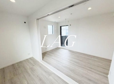 【居間・リビング】 | Île de la Main Élevée hanazono | 洋室のお部屋です。