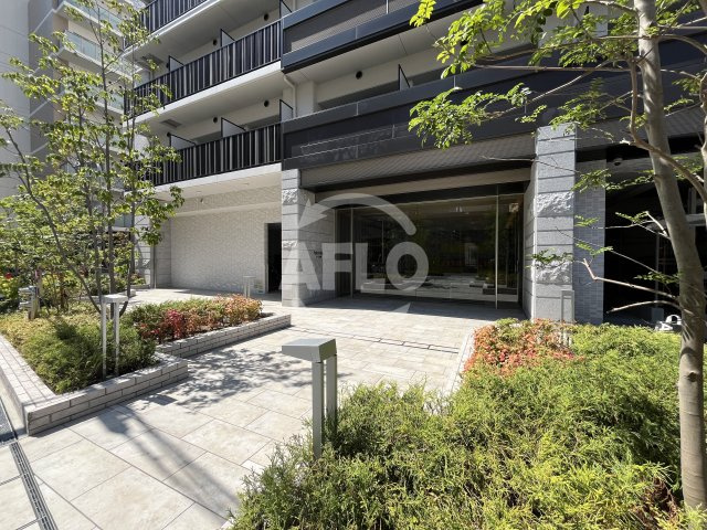 スプランディッド十三本町のエントランス|スプランディッド十三本町　エントランス