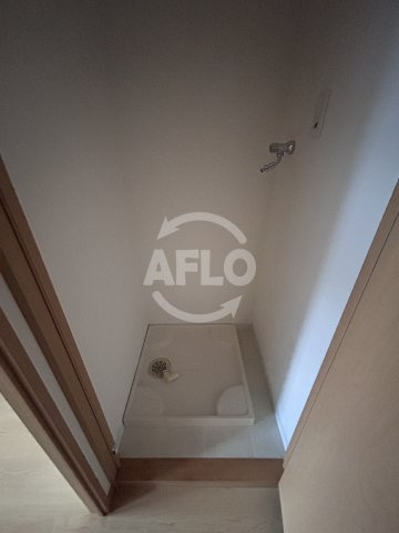 フォレステージュ江坂垂水町の洗面所|フォレステージュ江坂垂水町　洗濯パン