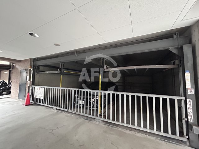 フォレステージュ江坂垂水町の駐車場|フォレステージュ江坂垂水町　駐車場