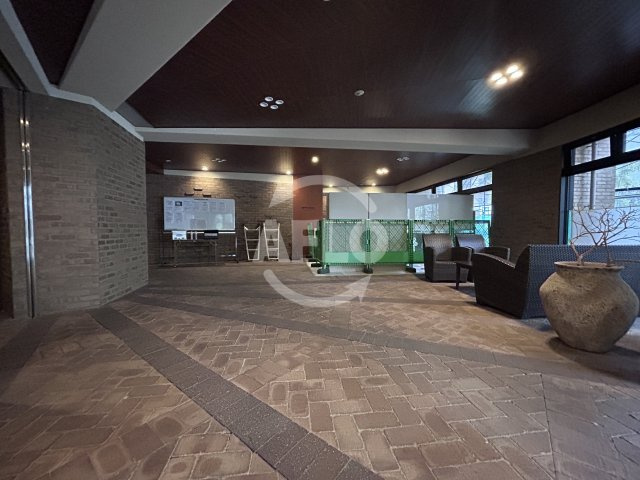 フォレステージュ江坂垂水町のロビー|フォレステージュ江坂垂水町　ロビー