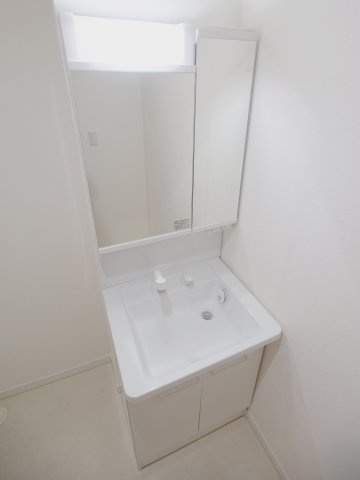 PLEINSOLEIL府中本町の洗面所