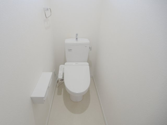 PLEINSOLEIL府中本町のトイレ