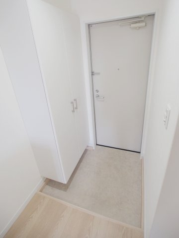 PLEINSOLEIL府中本町の玄関