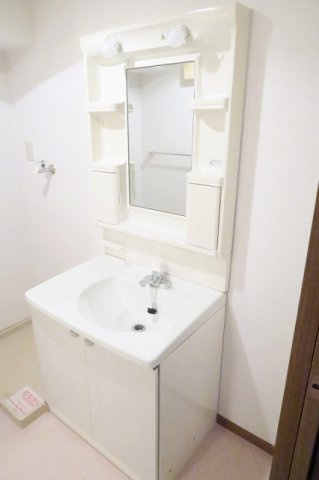 グランドールパレの洗面所|洗面所です