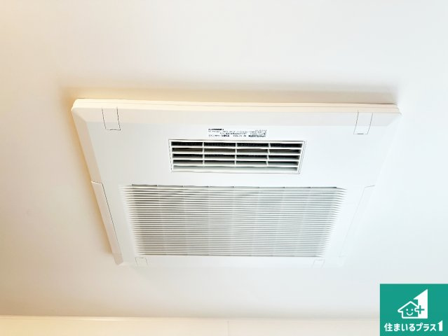 ●29(土)30(日)現地案内可能！　桜井市三輪　の冷暖房・空調設備|四季を通して快適なバスライフをお手伝いする浴室暖房乾燥機！浴室の乾燥・暖房・涼風・換気はもちろん、２４時間換気にも対応！
