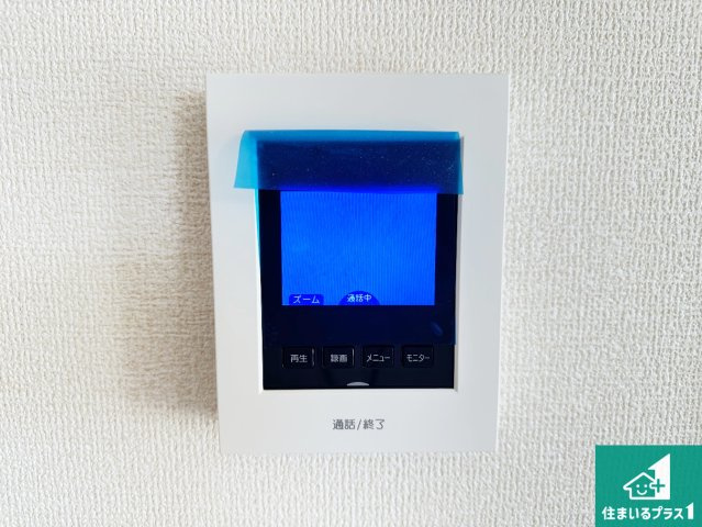 ●29(土)30(日)現地案内可能！　桜井市三輪　の防犯設備|カラーモニターインターホン！声だけでなく来訪者の姿や顔がモニターで確認できるので、小さなお子様がいらっしゃるご家庭でも安心できます！