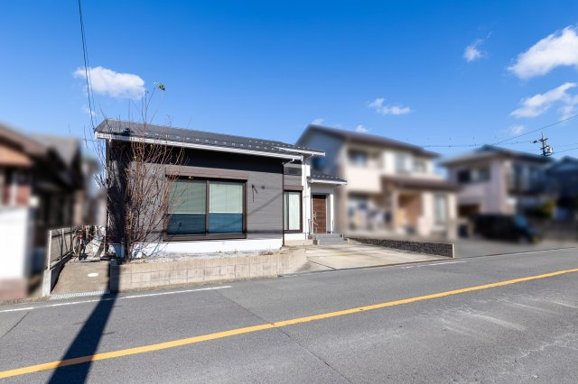 鈴鹿市岡田1丁目の外観