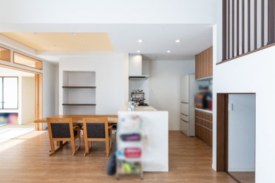 【居間・リビング】 | 鈴鹿市岡田1丁目