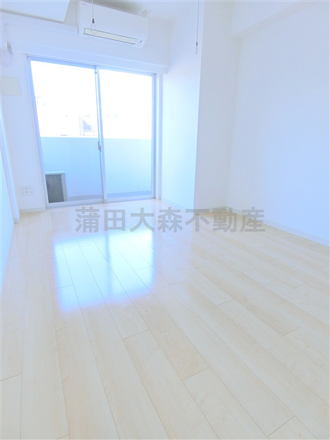 ヴァレッシア蒲田シティの居間・リビング