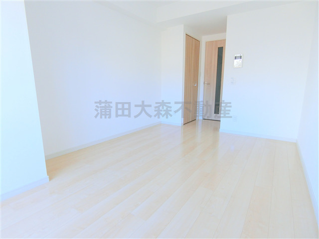 ヴァレッシア蒲田シティの居間・リビング