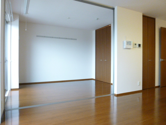 エーデルワイスの居間・リビング