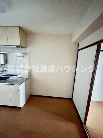 マンションブルースカイのその他|冷蔵庫設置スペース