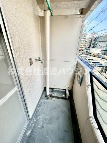 マンションブルースカイの設備|室外洗濯機置場