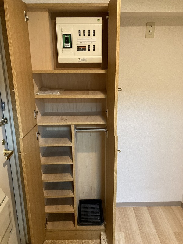 アルカサル御苑の玄関|アルカサル御苑