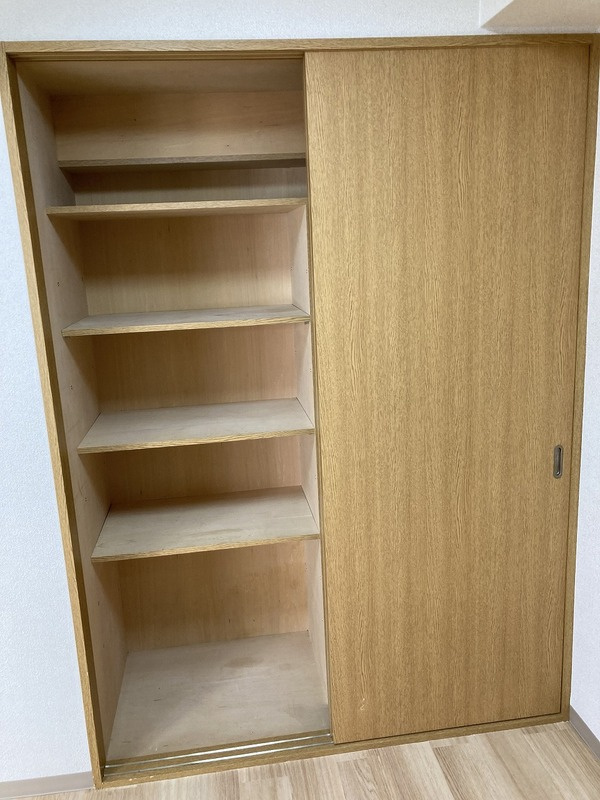 アルカサル御苑の収納|アルカサル御苑