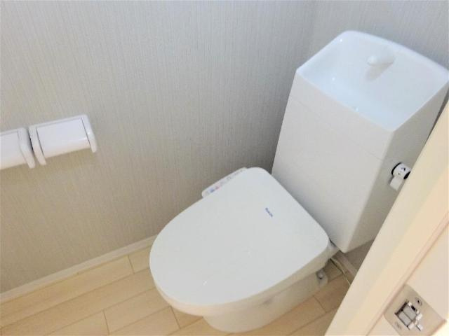 仮）取手市寺田新築アパートのトイレ|シャワー付トイレ（イメージ）