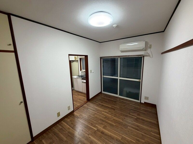 ハイツ英の居間・リビング