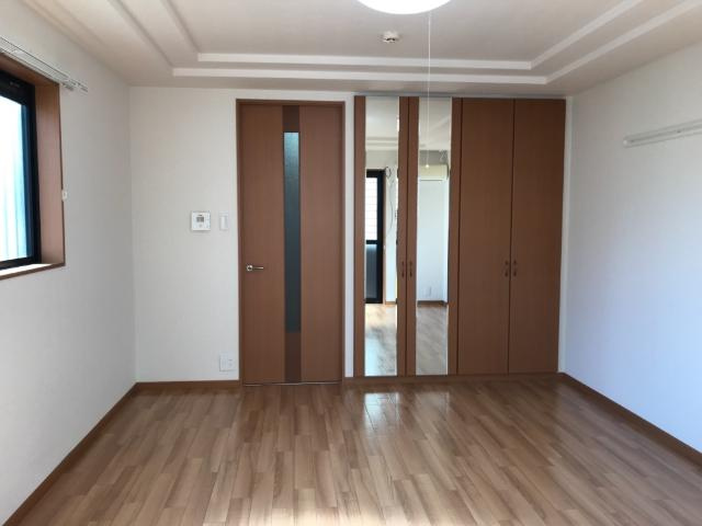 クレアの内装|洋室