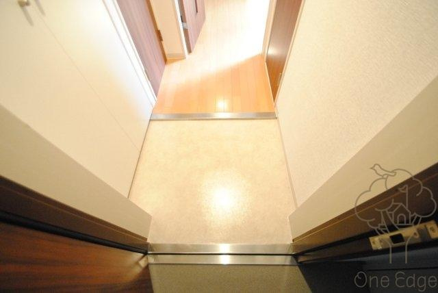 エスグランデ南森町の玄関