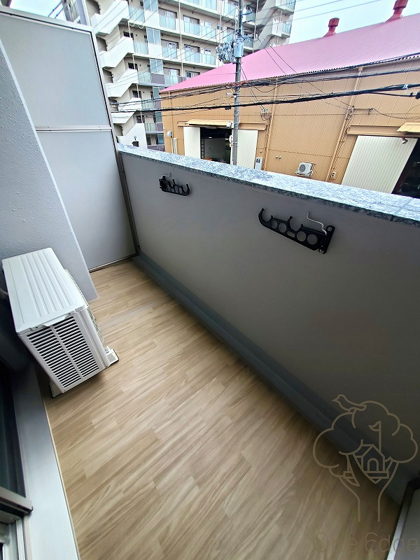 エスリードレジデンスグラン大阪福島ノースのバルコニー