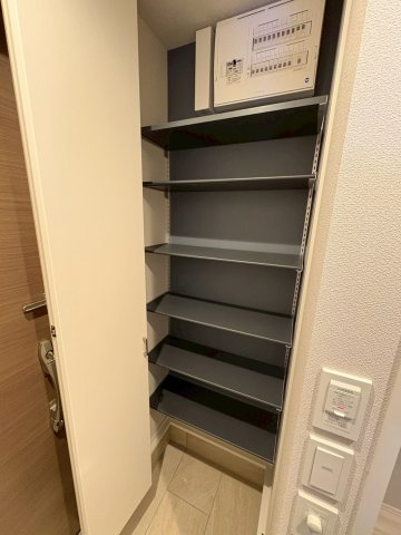 エアタワーＫＯＭＡＥの玄関