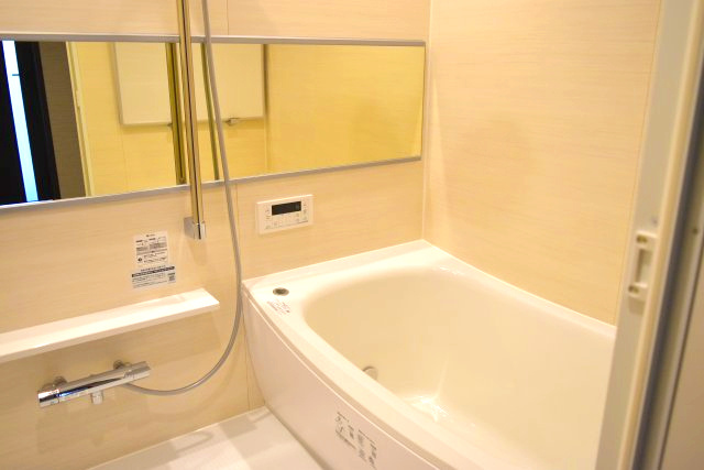 立川市錦町１丁目の中古マンションの浴室