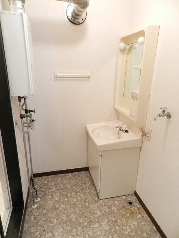 バルビゾンの洗面所