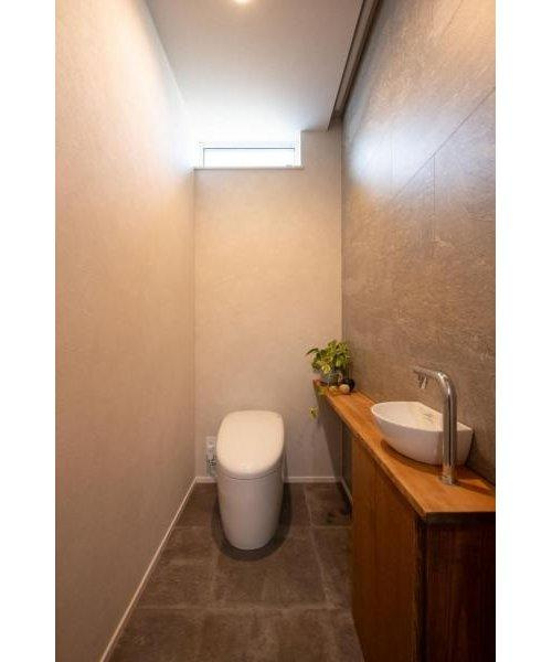 半田市山代町2丁目　全1棟のトイレ|トイレ　温水洗浄便座付き☆