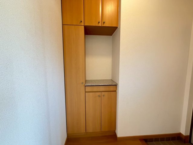 【玄関】 | ロイヤルピジョンⅢ