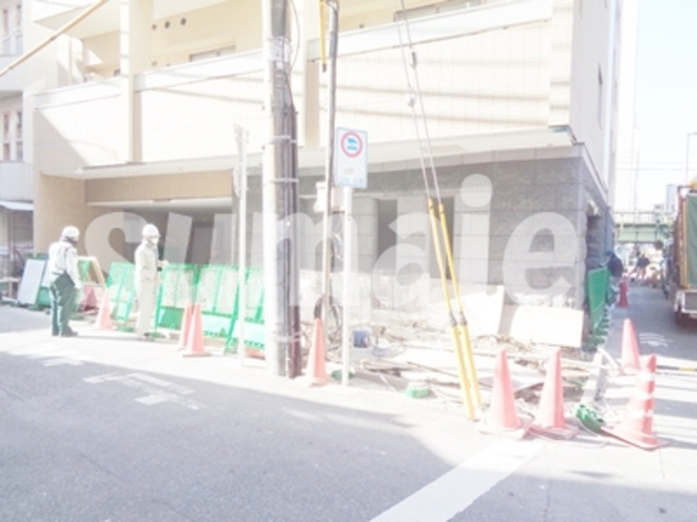 グランデュール富士のエントランス|建物入り口です☆