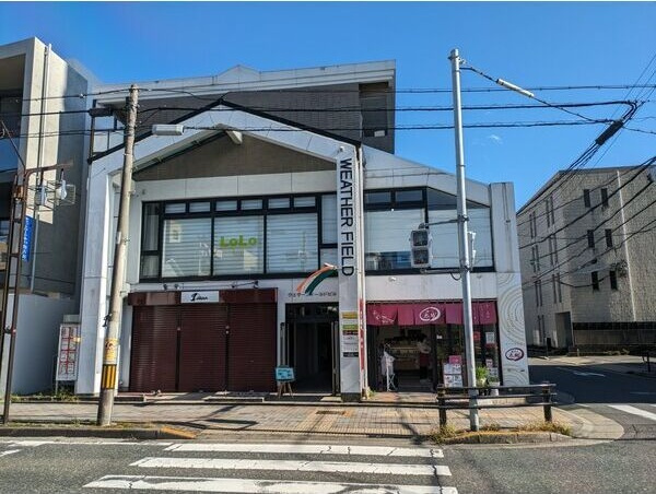 ウェザーフィールドの外観