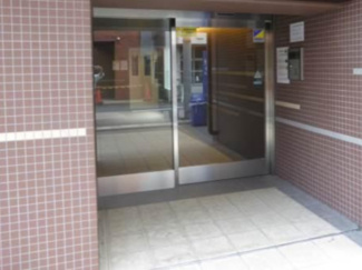 【エントランス】