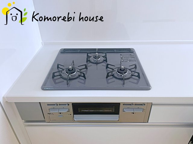 第1上尾市谷津　新築一戸建て　Aのキッチン|コンパクトなキッチンで掃除もラクラク