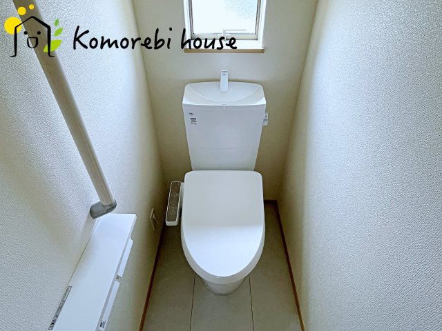 第1上尾市谷津　新築一戸建て　Aのトイレ|落ち着いたトイレです