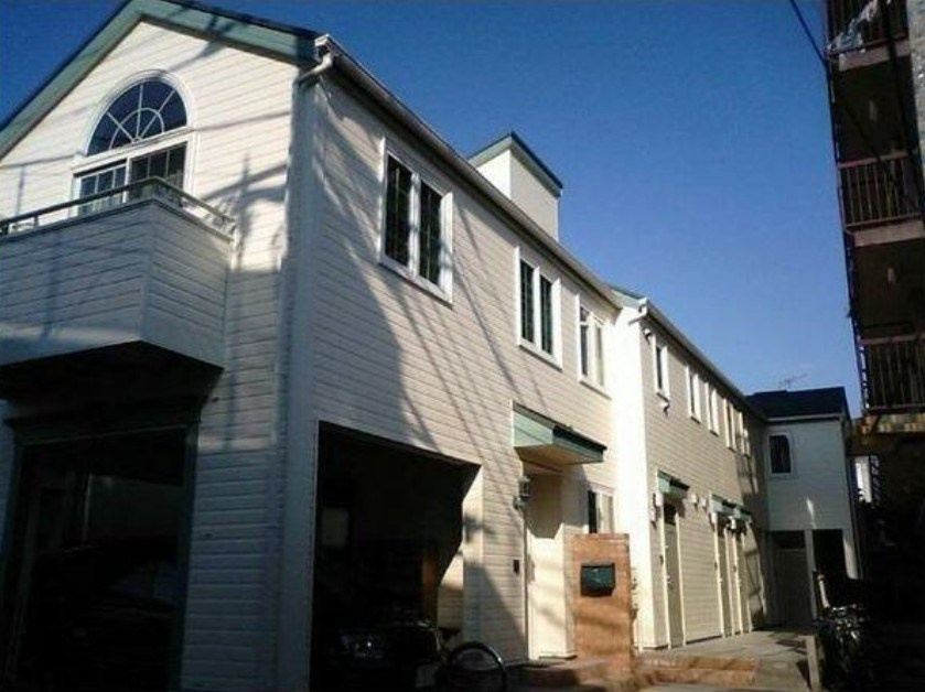 中野区中野３丁目のアパートの外観